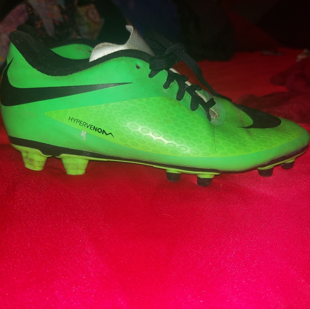 Nike Hypervenom Green Soccer Cleats